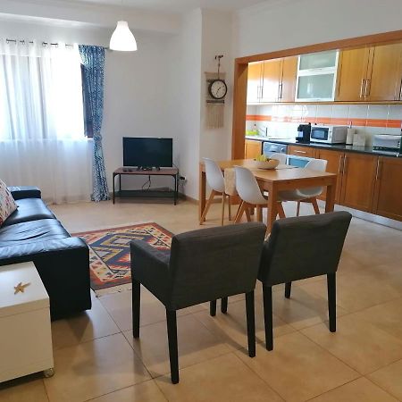 Apartamento Praiamar ヴィラ・ノヴァ・デ・ミルフォンテス エクステリア 写真
